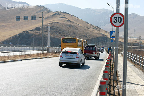 Яармагийн гүүр орчмын авто замын хөдөлгөөнийг хаана